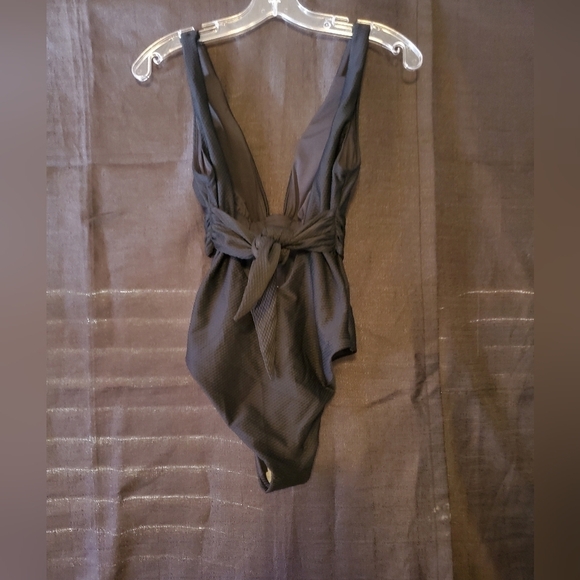 Chelsea28 Black Halter One-Piece Swimsuit Size S – Chic Bathing Suit NWOT - Picture 13 of 15